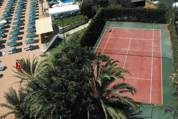 Hotel Aska Just In Beach – All Inclusive